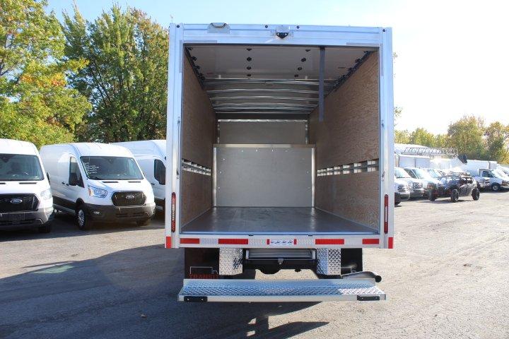 Gmc Savana Cargo 2025 - Image 4