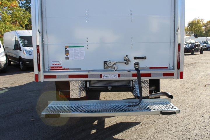 Gmc Savana Cargo 2025 - Image 6