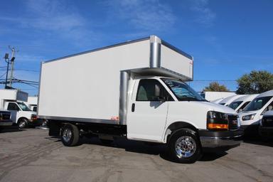 Gmc Savana Cargo 2025 - Thumbnail 9