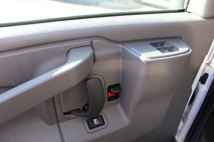 Gmc Savana Cargo 2025 - Image 16