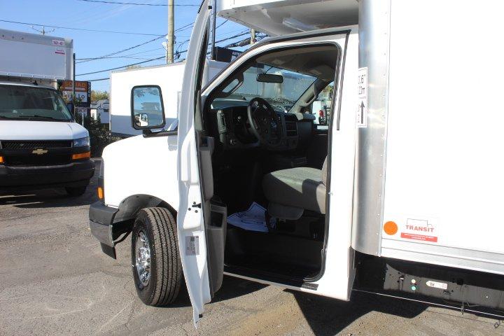 Gmc Savana Cargo 2025 - Image 18