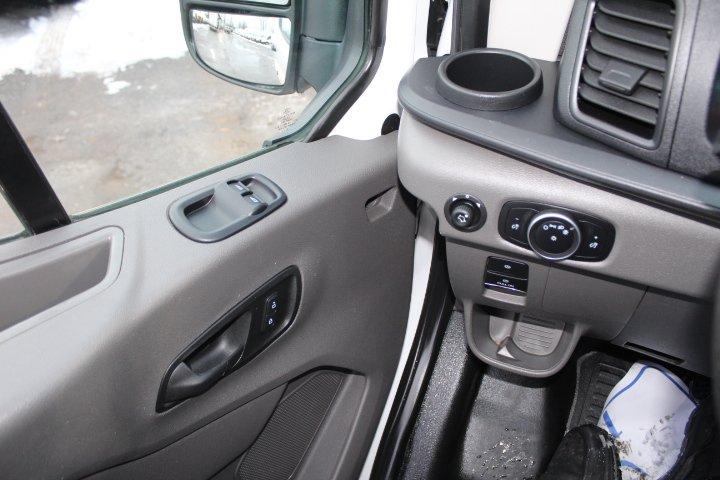 Ford Transit Cargo Van 2021 - Image 9