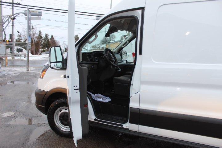 Ford Transit Cargo Van 2021 - Image 8