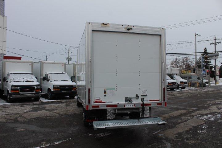 Gmc Savana Cargo 2025 - Image 14