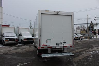 Gmc Savana Cargo 2025 - Thumbnail 14