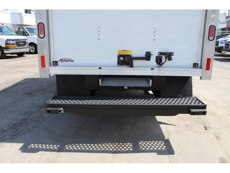 Ford Transit Cargo Van 2023 - Image 11