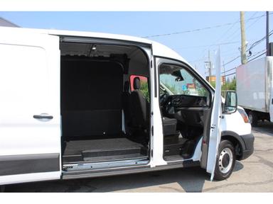 Ford Transit Cargo Van 2022 - Thumbnail 19