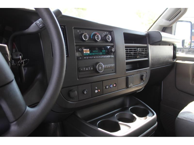 Gmc Savana 2025 - Image 16