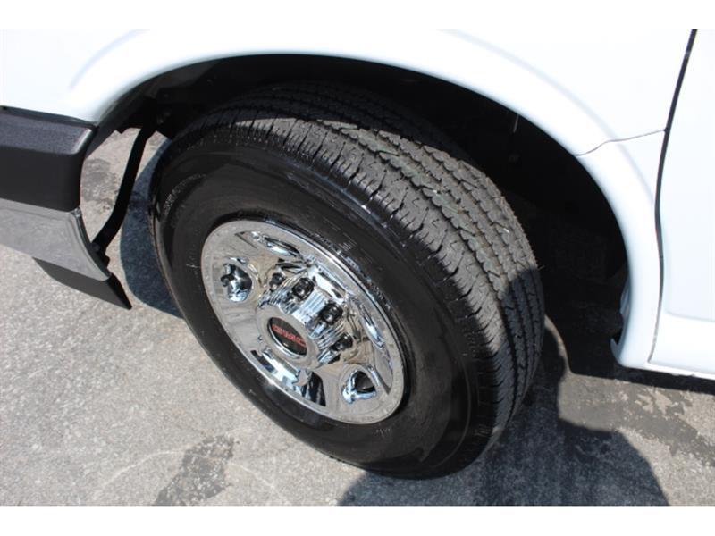 Gmc Savana 2025 - Image 23