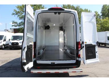 Ford Transit Cargo Van 2023 - Thumbnail 5