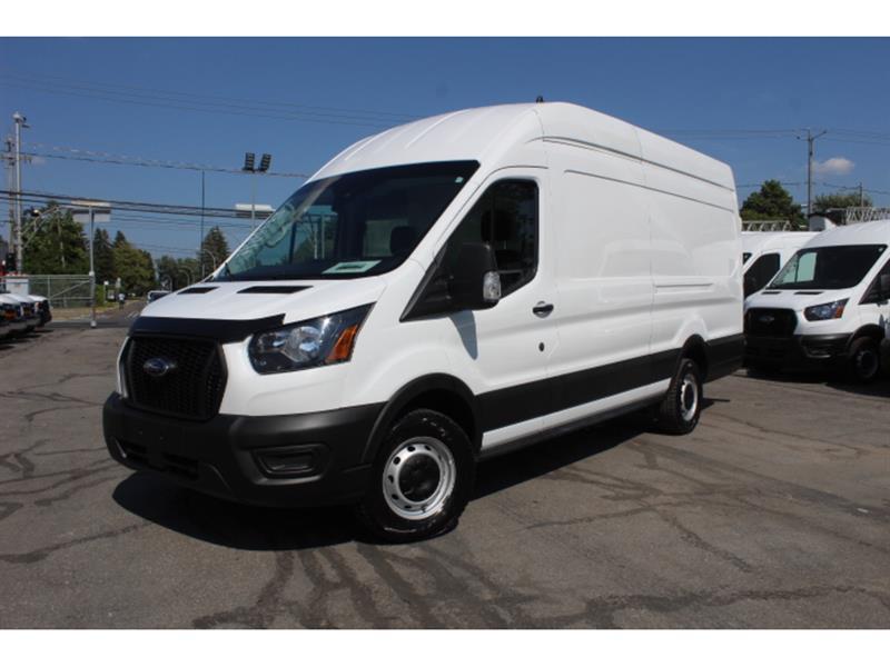 Ford Transit Cargo Van 2023 - Image 9