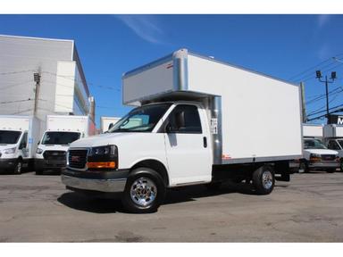 Gmc Savana Cargo 2025 - Thumbnail 2