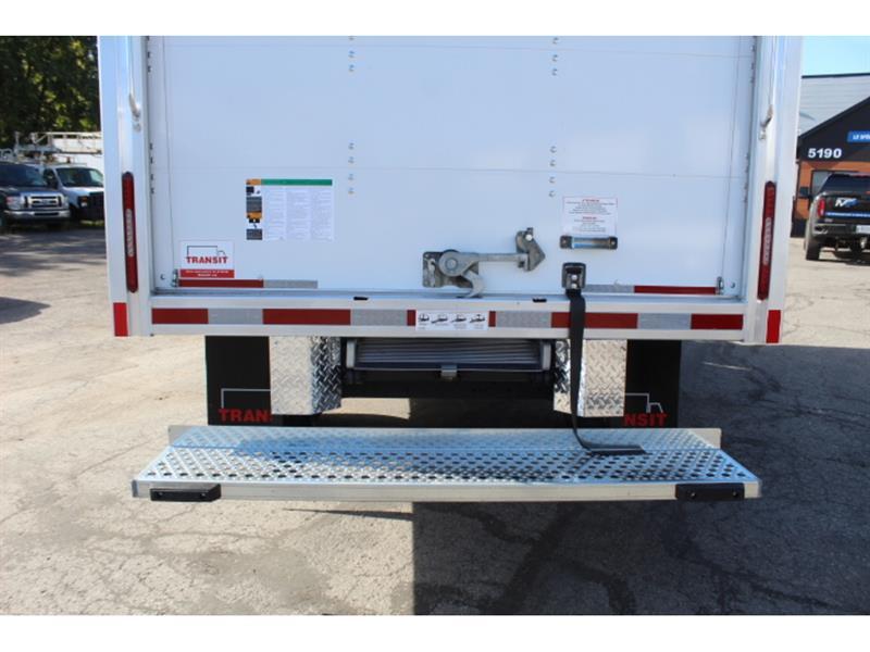 Gmc Savana Cargo 2025 - Image 12