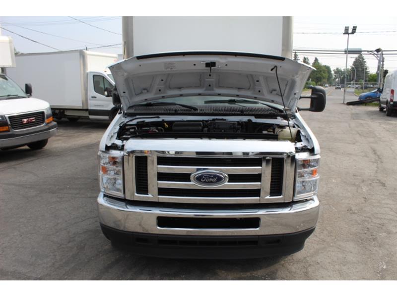 Ford E-Series Cutaway 2022 - Image 5