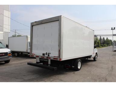 Ford E-Series Cutaway 2022 - Thumbnail 13