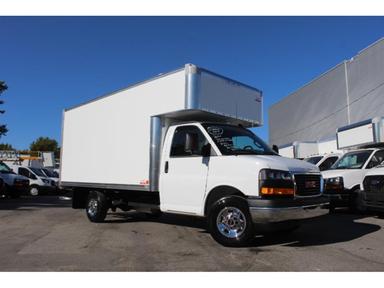 Gmc Savana Cargo 2025 - Thumbnail 4