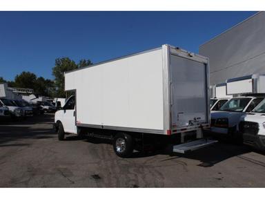 Gmc Savana Cargo 2025 - Thumbnail 5