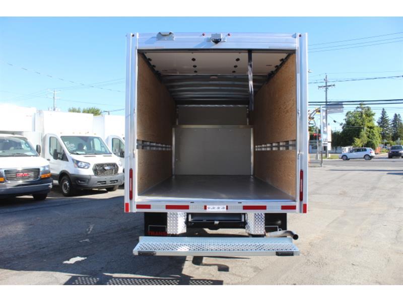 Gmc Savana Cargo 2025 - Image 15