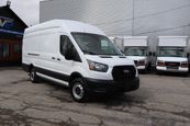 Ford Transit Cargo Van 2022 - Thumbnail 3