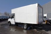 GMC Savana Cargo 2017 - Thumbnail 3