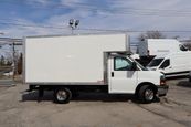 GMC Savana Cargo 2025 - Thumbnail 10