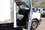 GMC Savana 2025 - Thumbnail 5