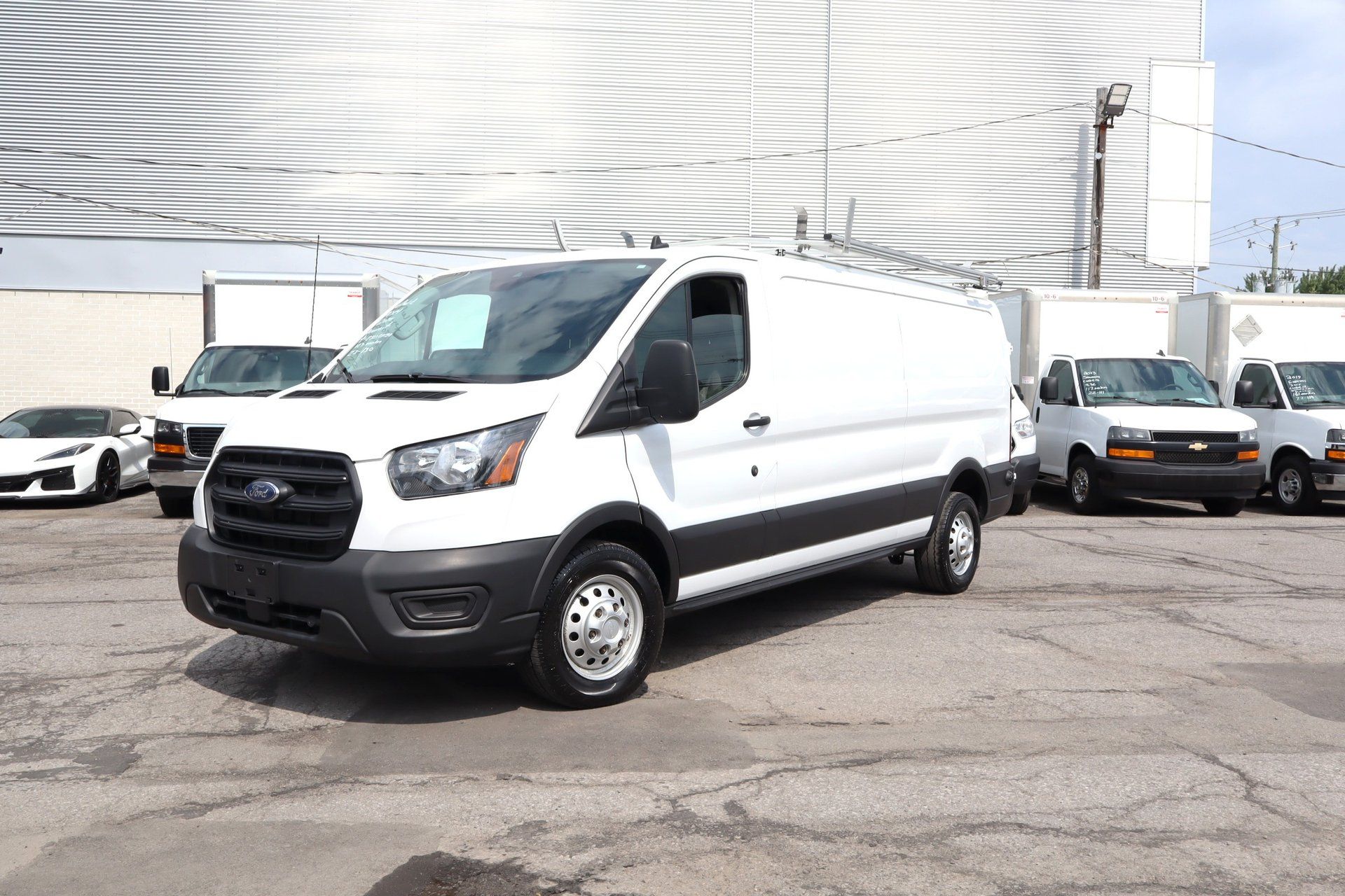 Ford Transit Cargo Van 2020 - Thumbnail 2
