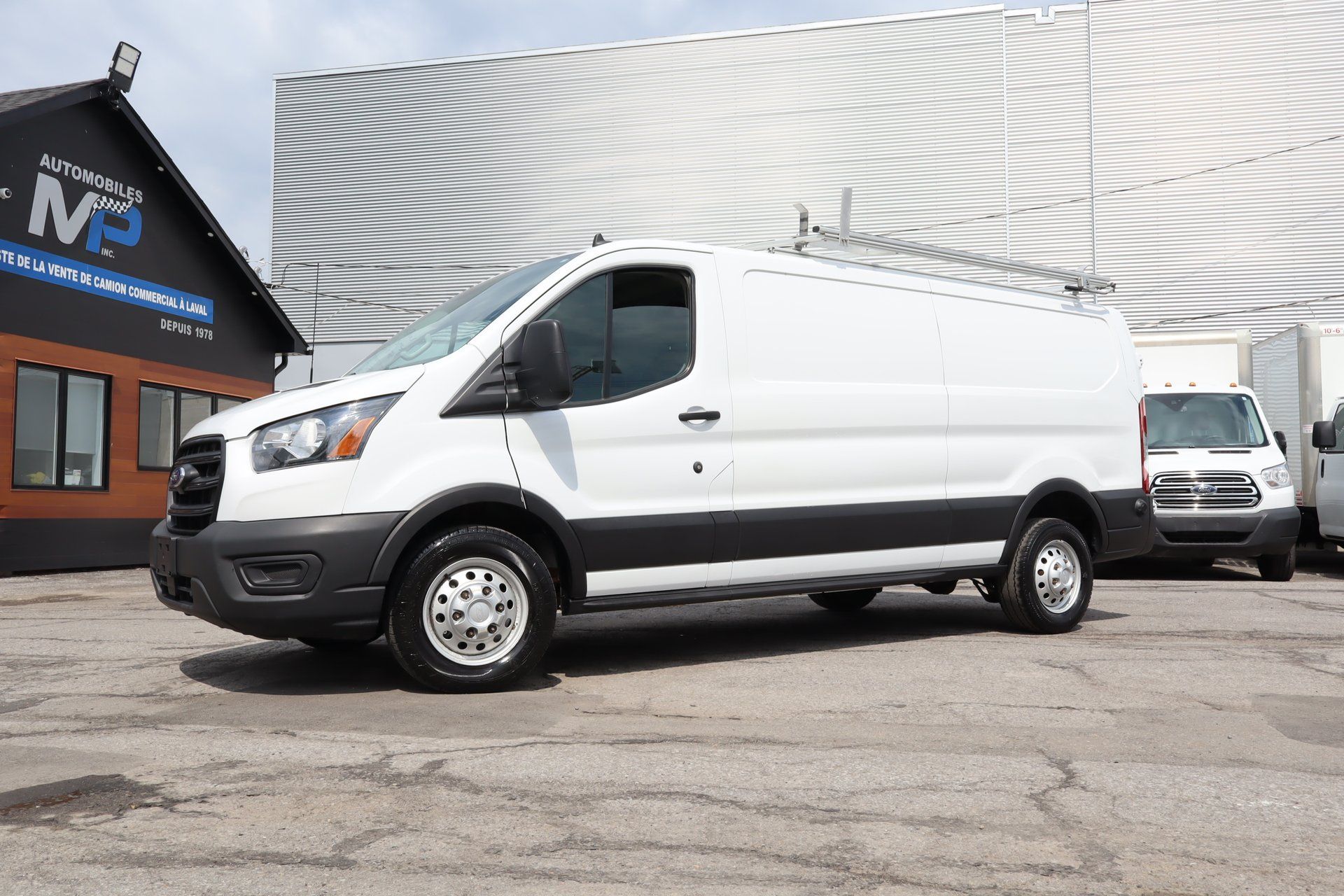 Ford Transit Cargo Van 2020 - Thumbnail 4