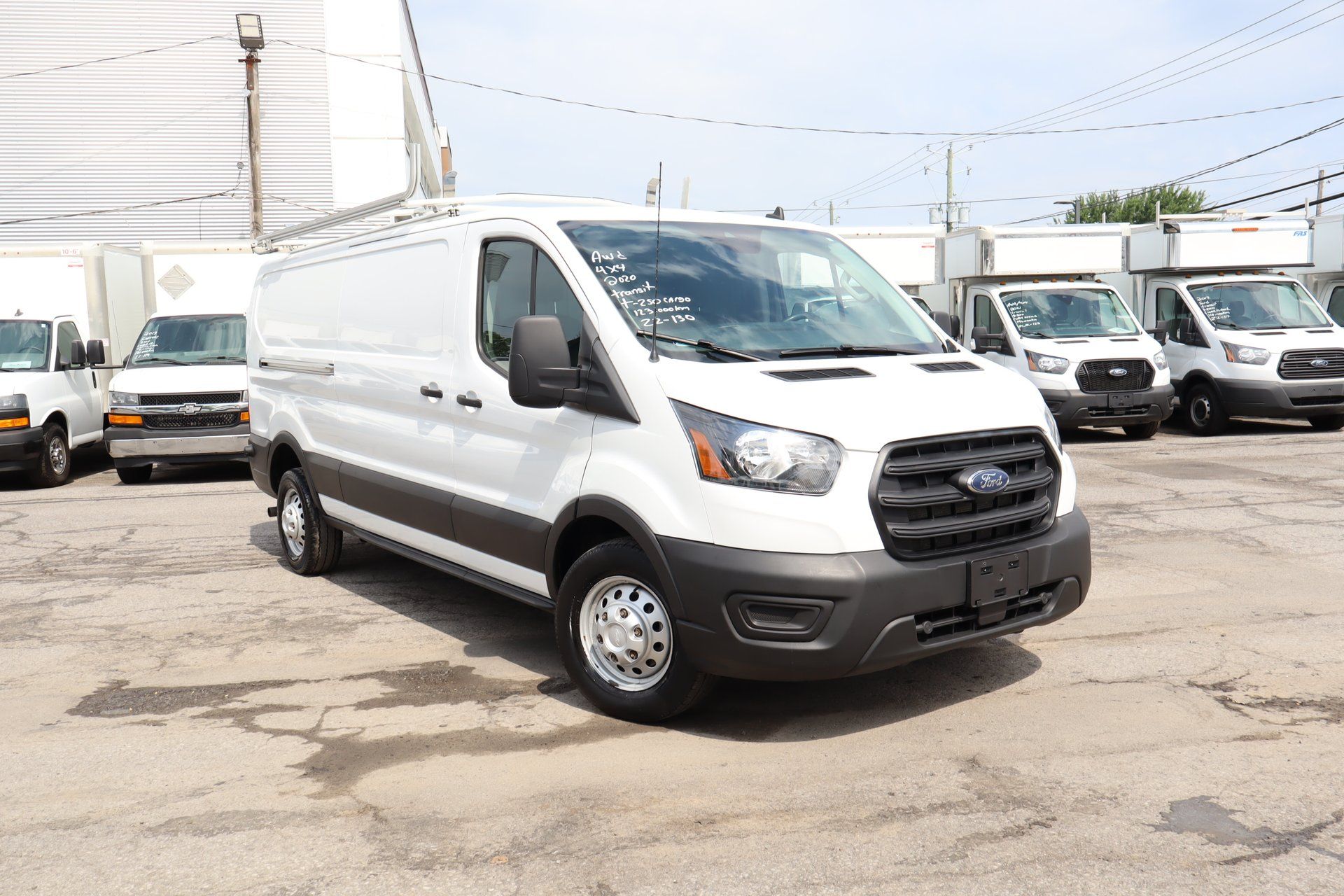 Ford Transit Cargo Van 2020 - Thumbnail 7