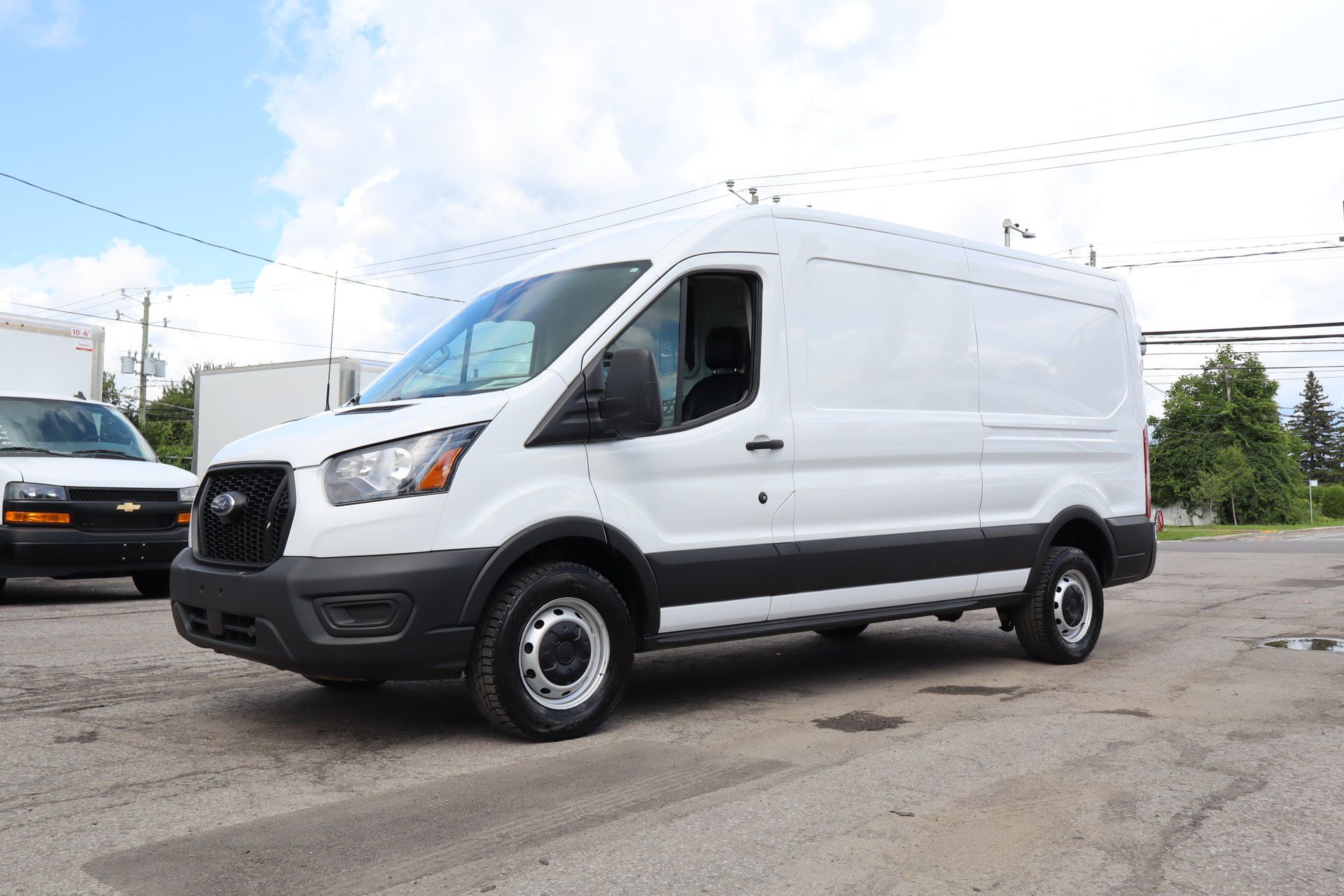 Ford Transit 2023 - Thumbnail 3