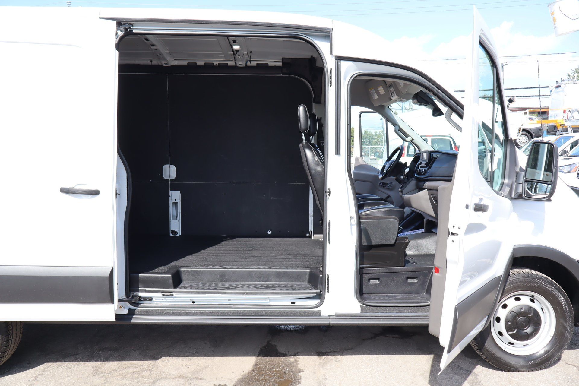 Ford Transit 2024 - Thumbnail 11