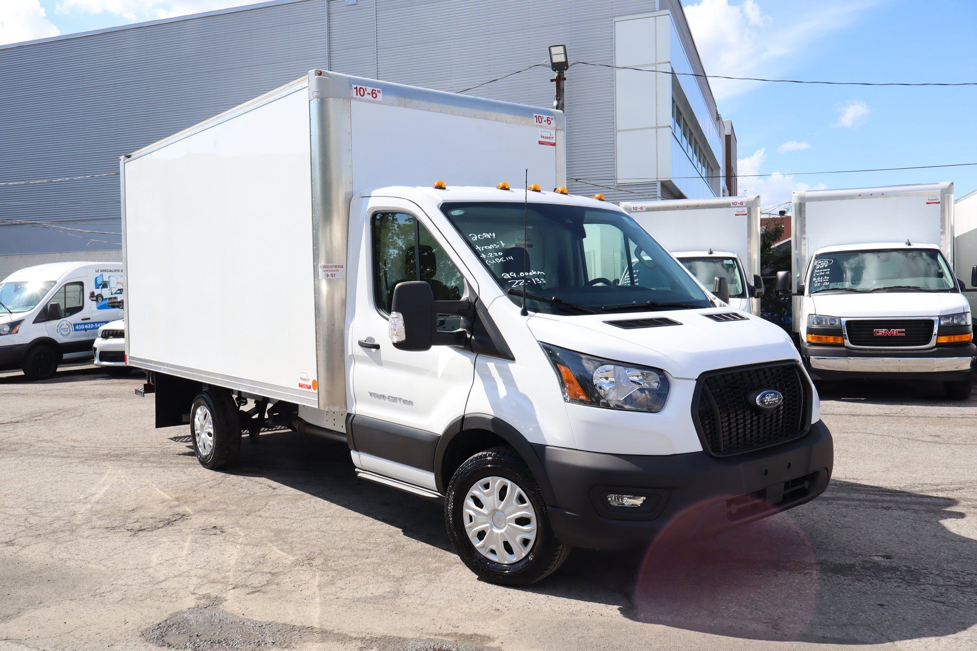 Ford Transit 2024 - Thumbnail 3