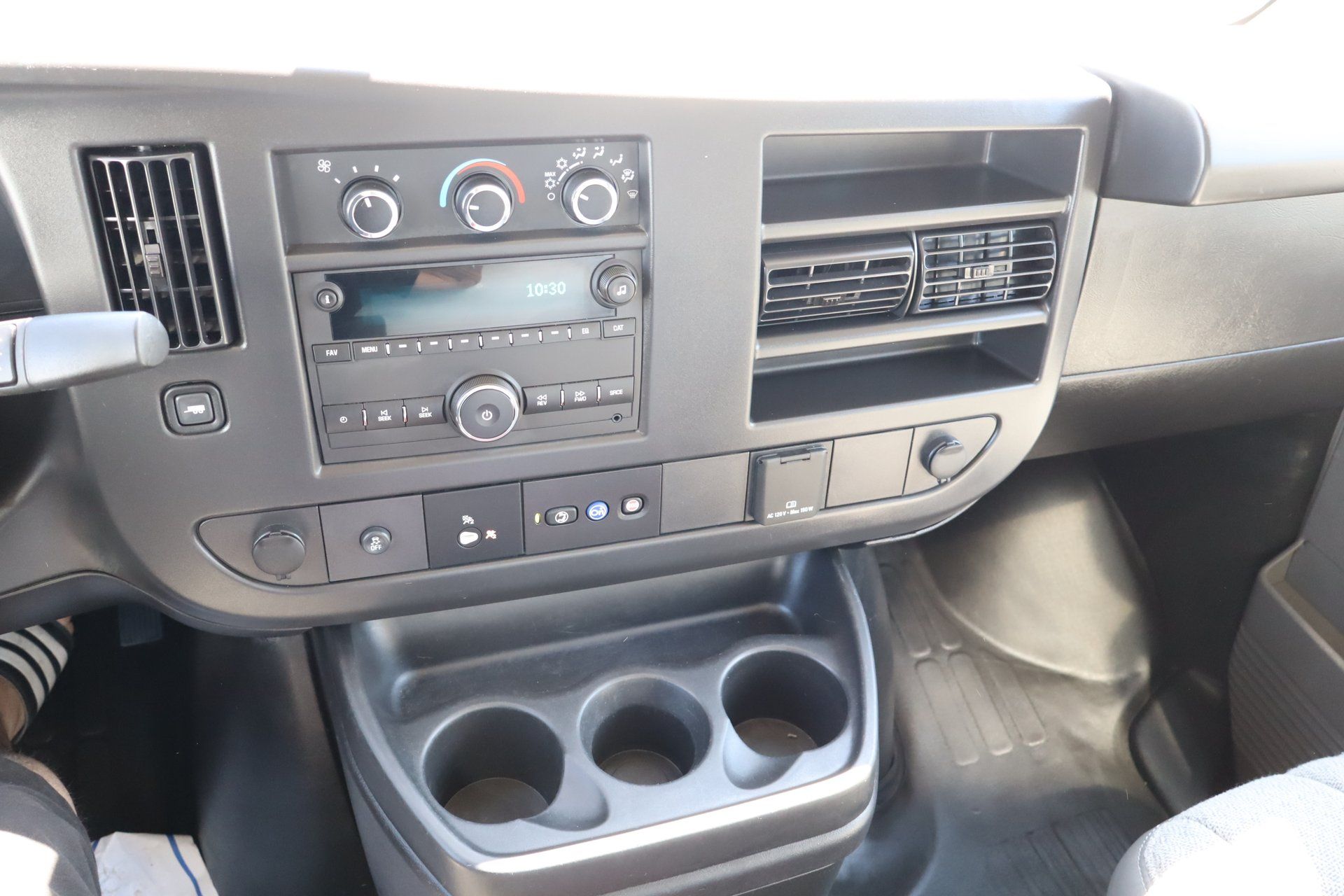 Chevrolet Express 2025 - Thumbnail 16