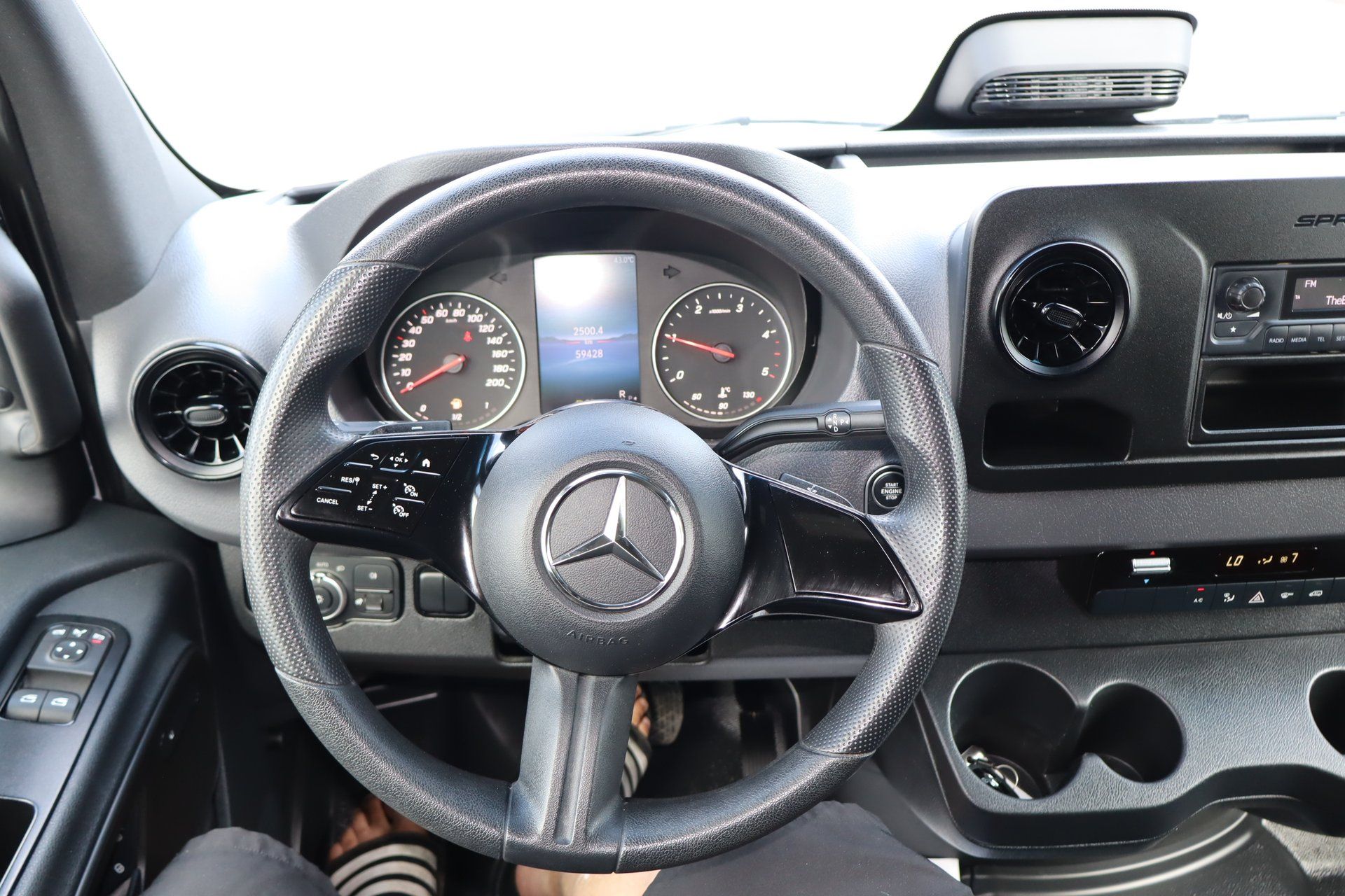 Mercedes-Benz Sprinter 2500 2025 - Thumbnail 14