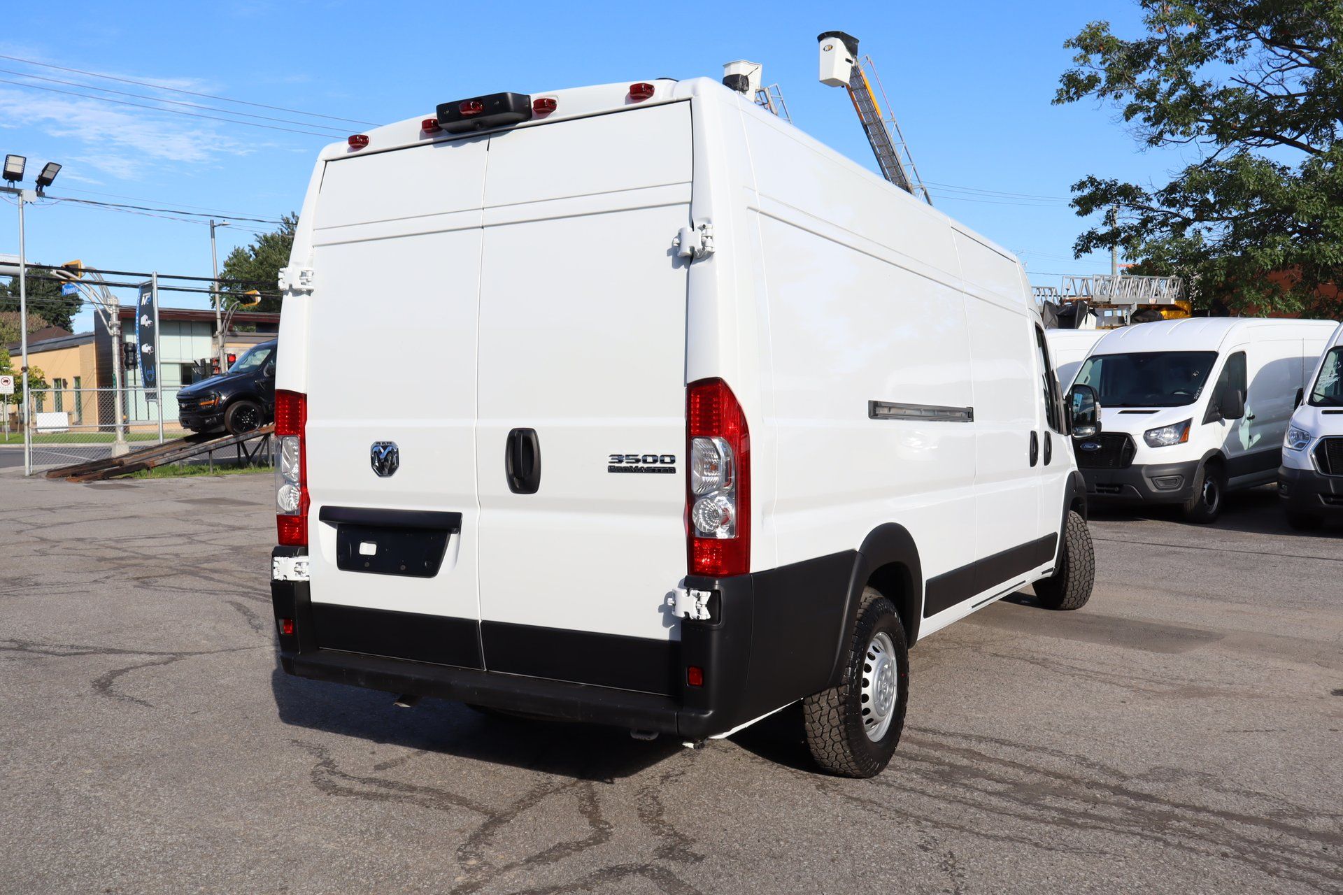 Ram ProMaster Cargo Van 2025 - Thumbnail 11