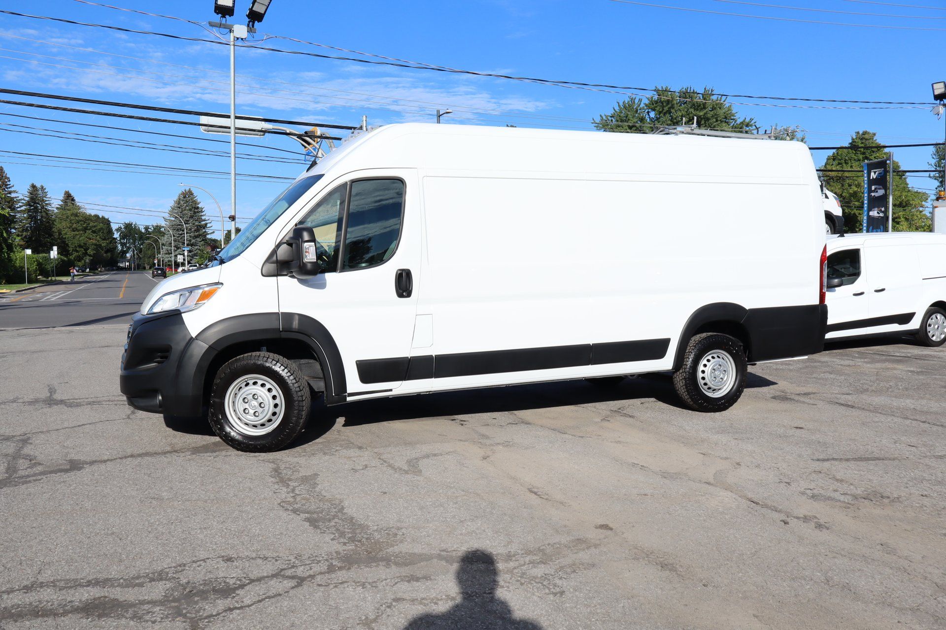 Ram ProMaster Cargo Van 2025 - Thumbnail 3