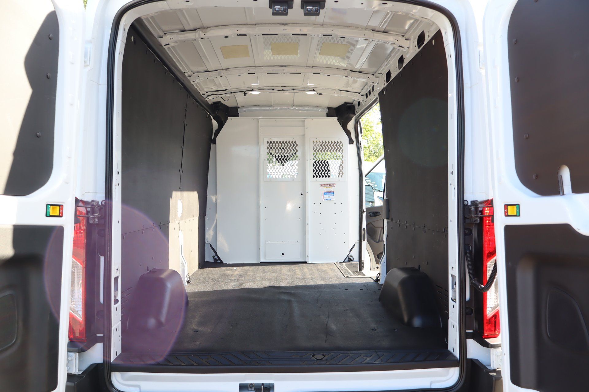 Ford Transit 2024 - Thumbnail 12