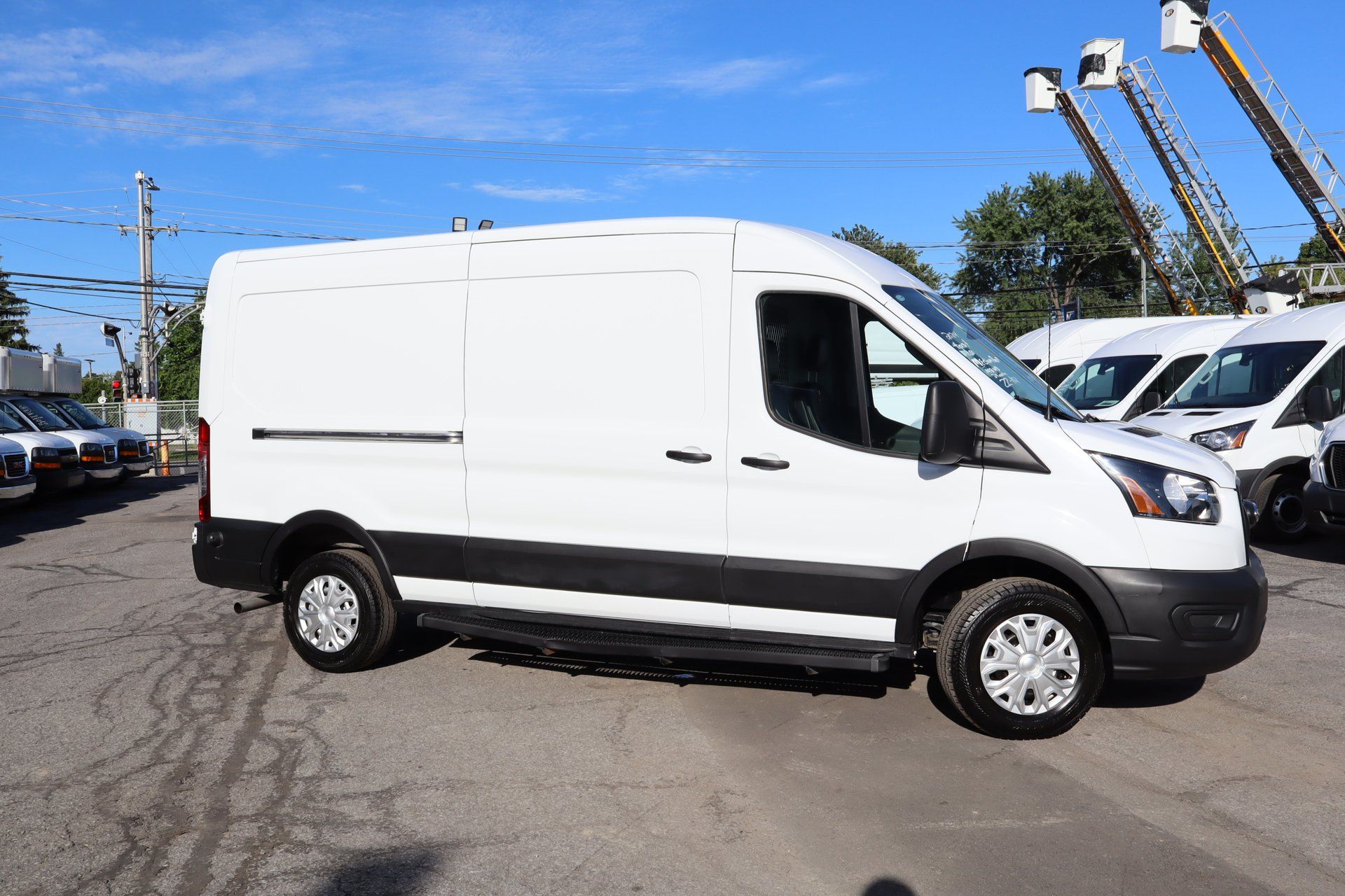 Ford Transit 2024 - Thumbnail 2