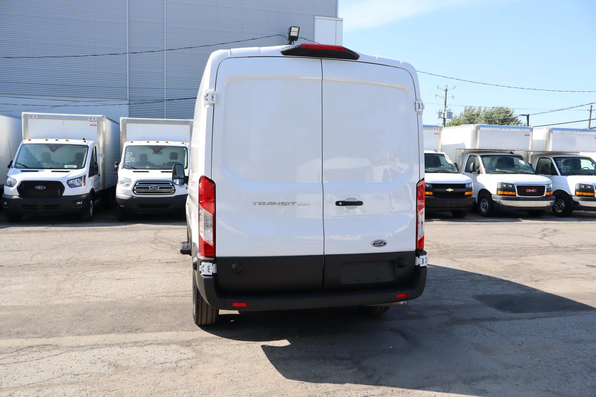 Ford Transit Cargo Van 2024 - Image 7