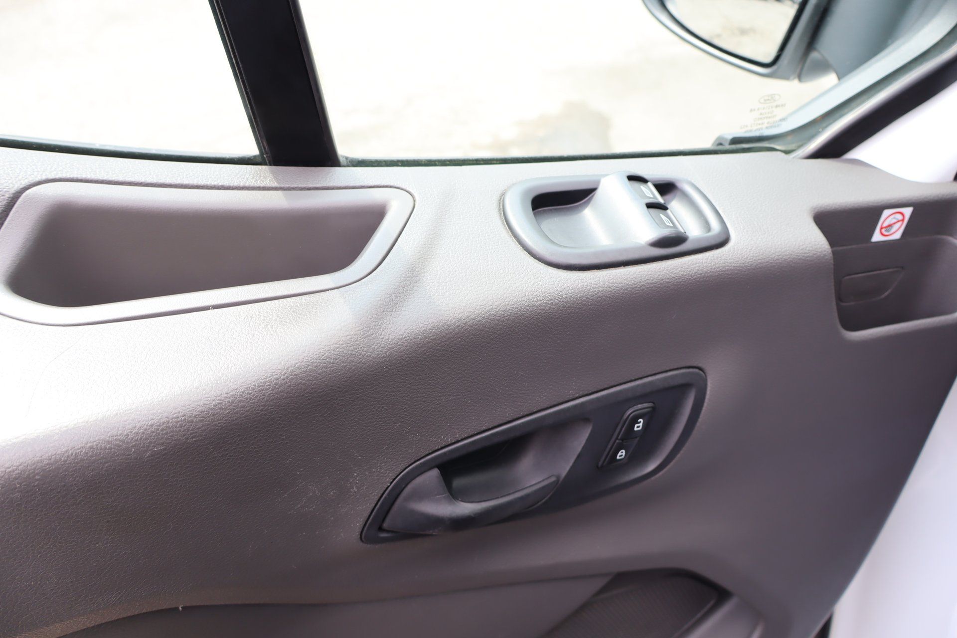 Ford Transit Cargo Van 2020 - Image 17