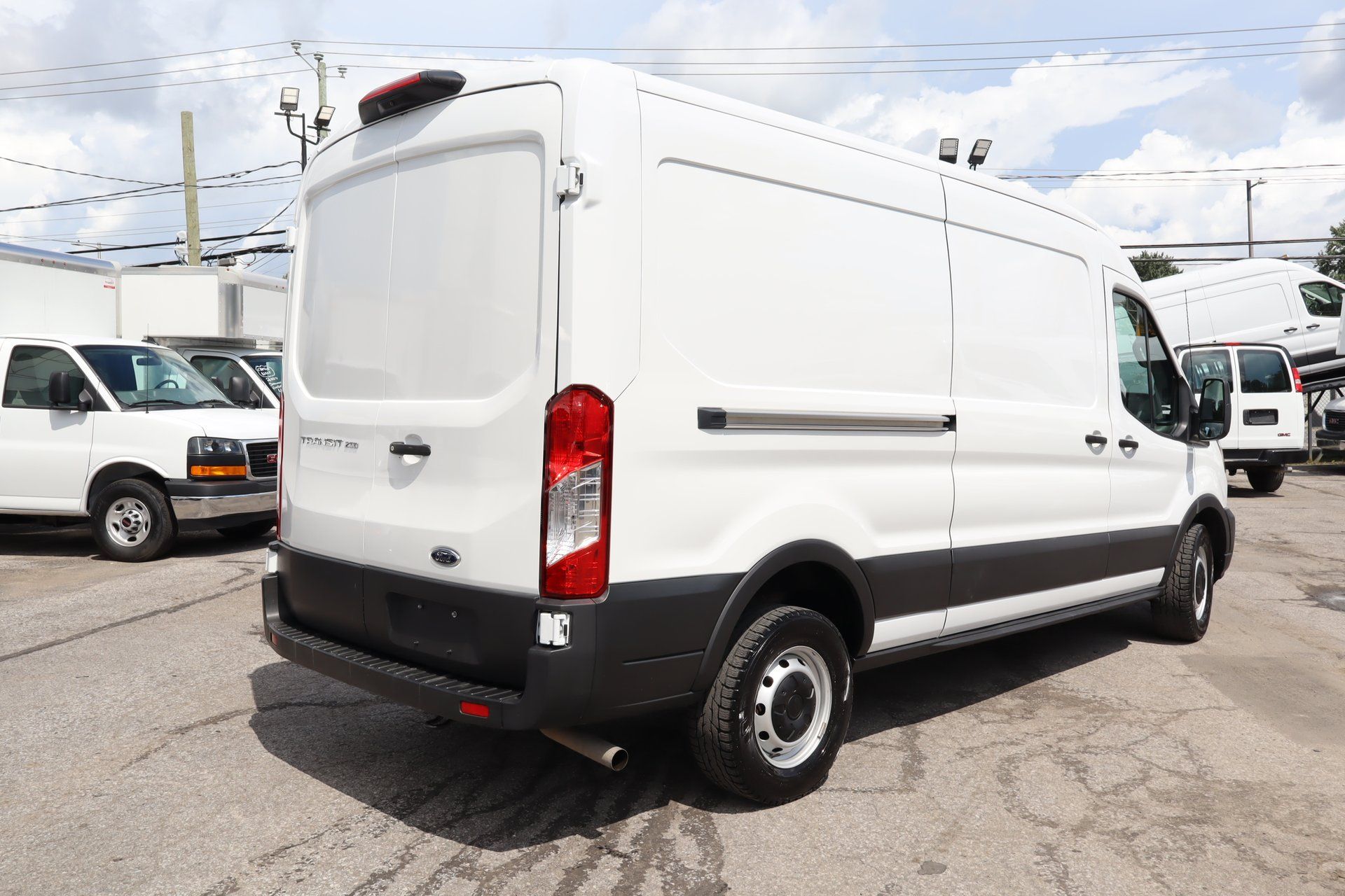 Ford Transit 2023 - Image 5