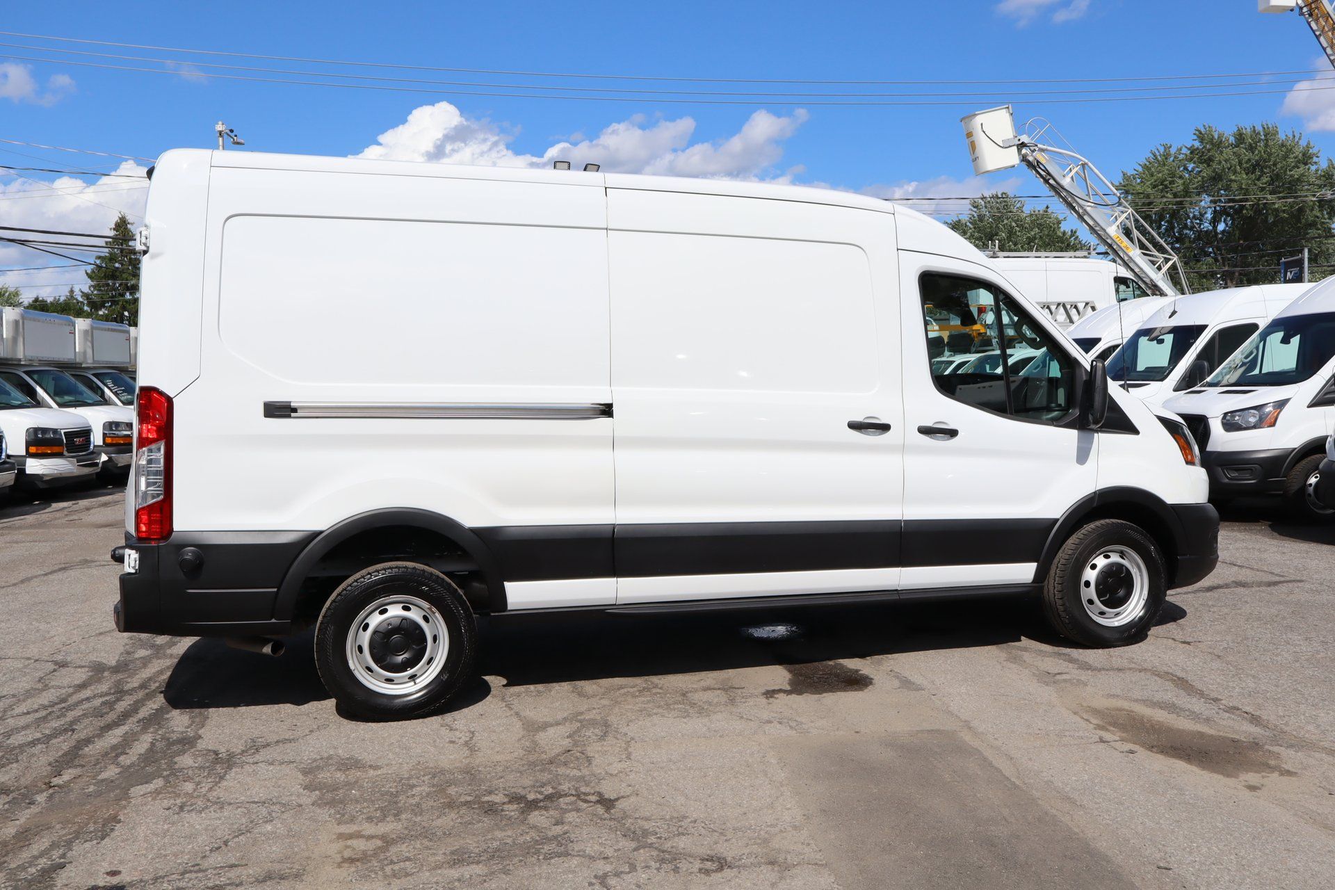 Ford Transit 2024 - Image 2 