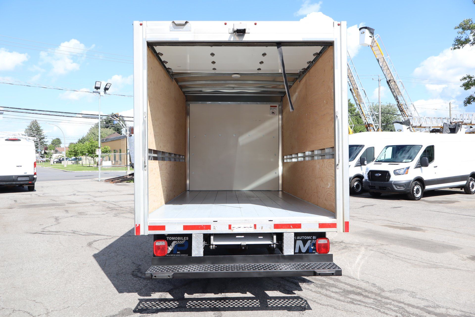 Ford Transit 2024 - Image 12