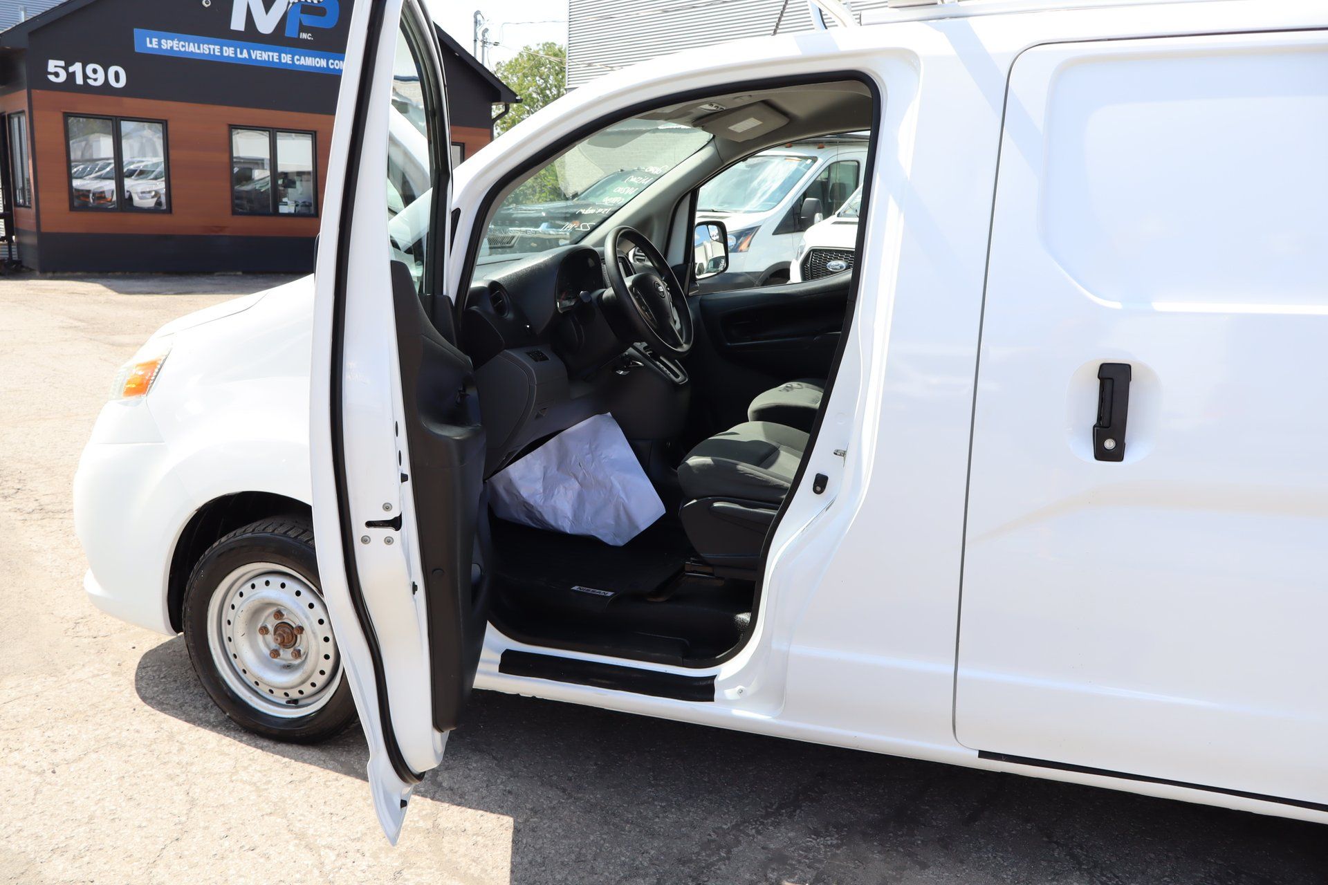 Nissan NV200 2020 - Image 10 