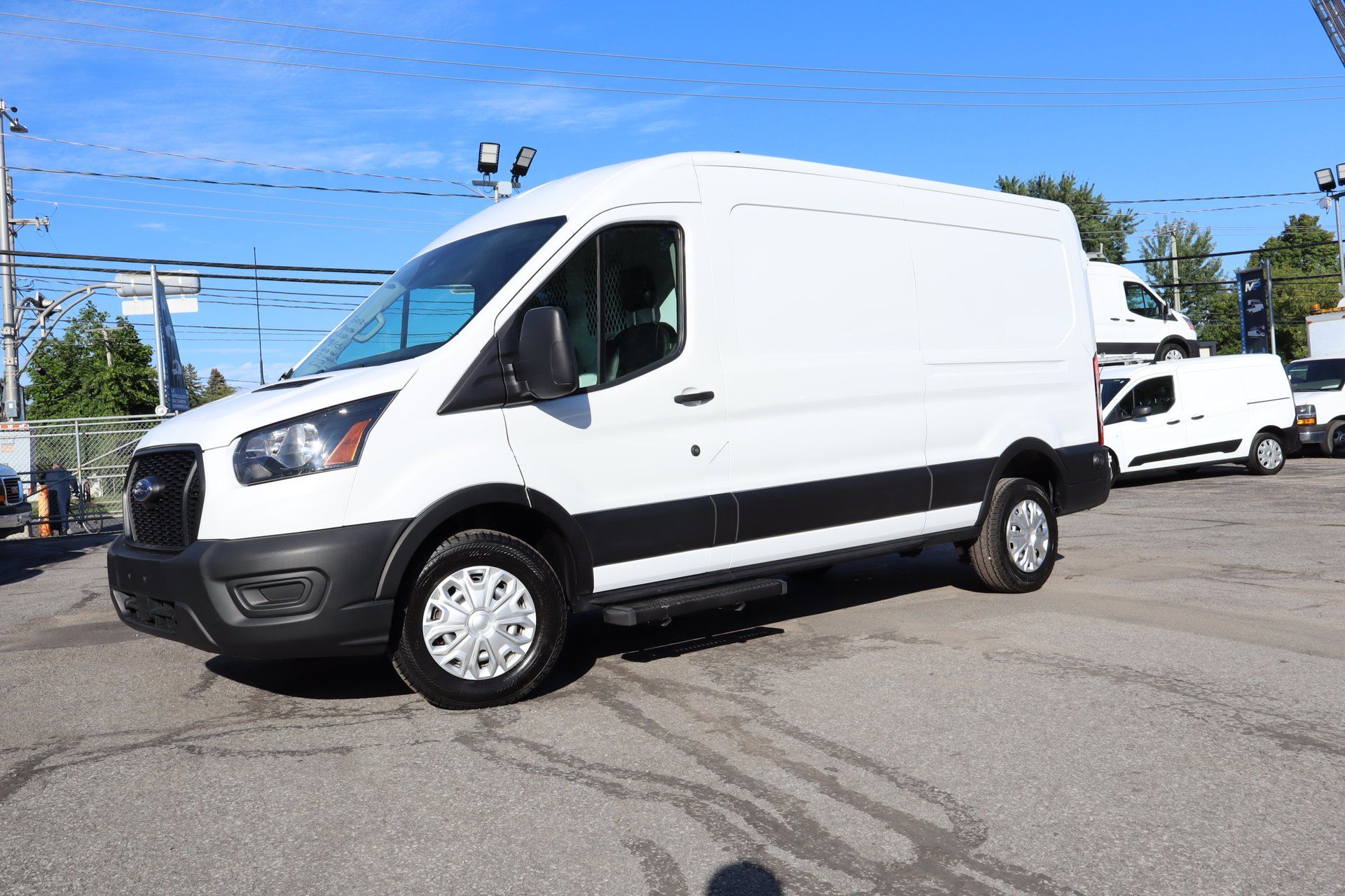 Ford Transit 2024 - Image 2 