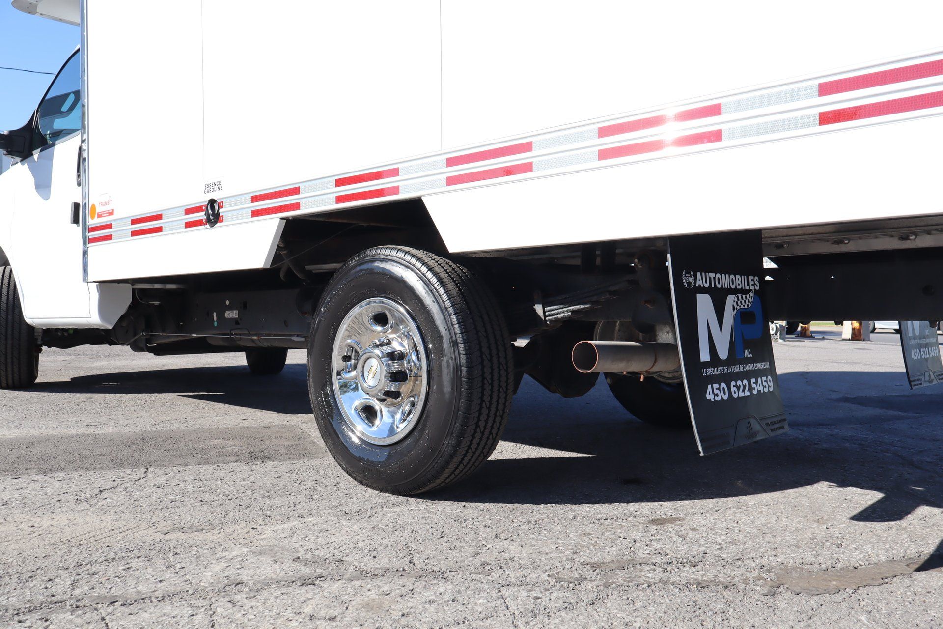 Chevrolet Express 2025 - Image 12 
