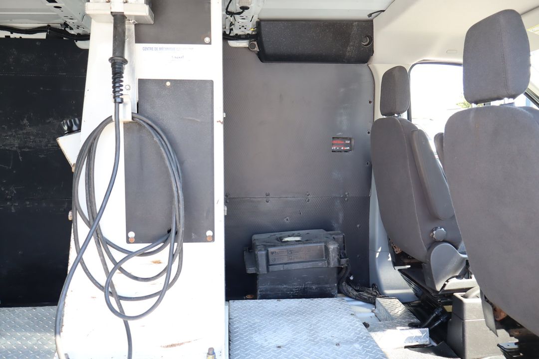 Ford Transit 2018 - Image 11