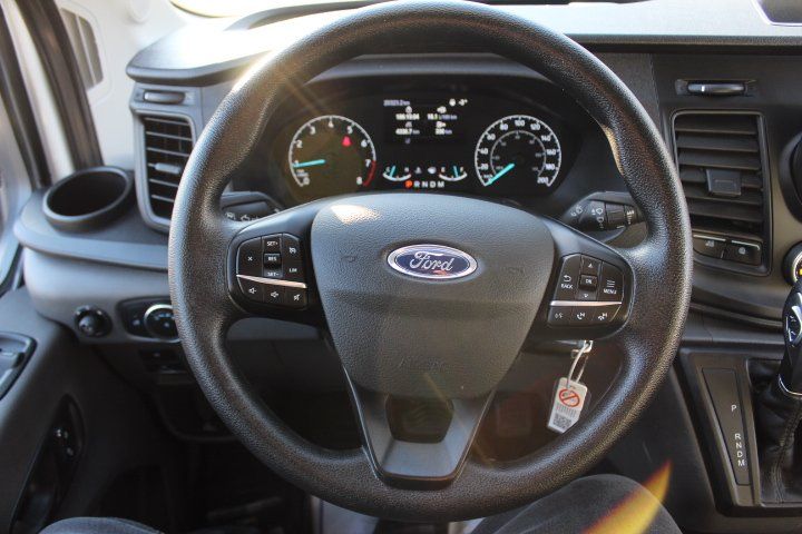Ford Transit Cargo Van 2024 - Image 9