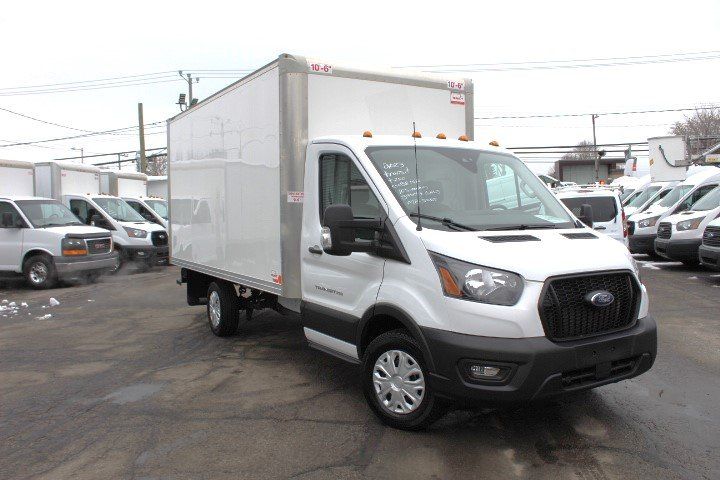 Ford Transit Cargo Van 2023 - Image 4