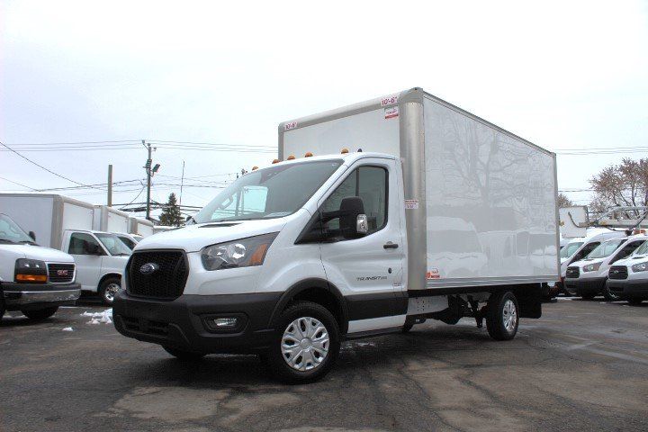 Ford Transit Cargo Van 2023 - Image 20